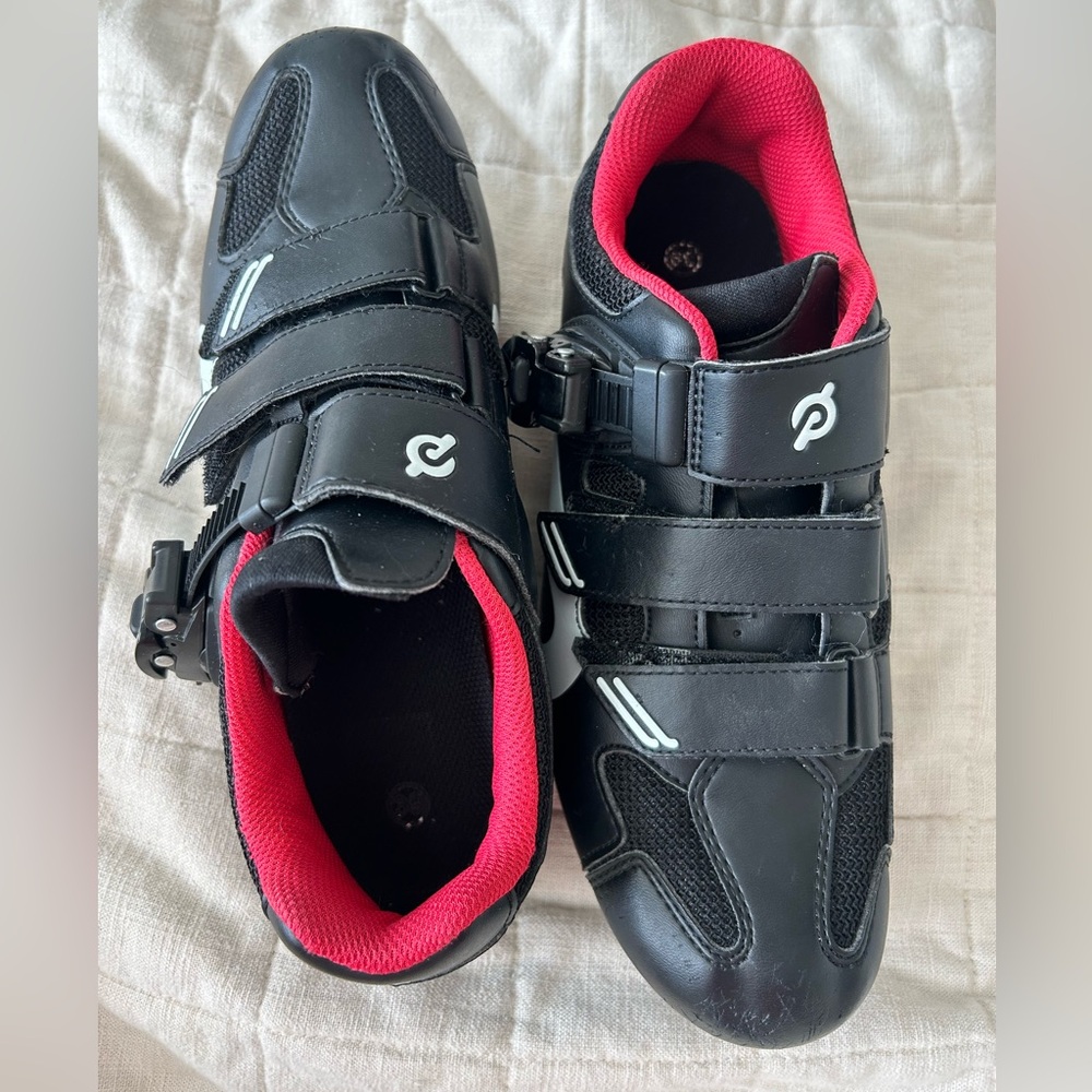 Women’s peloton shoes size 39
